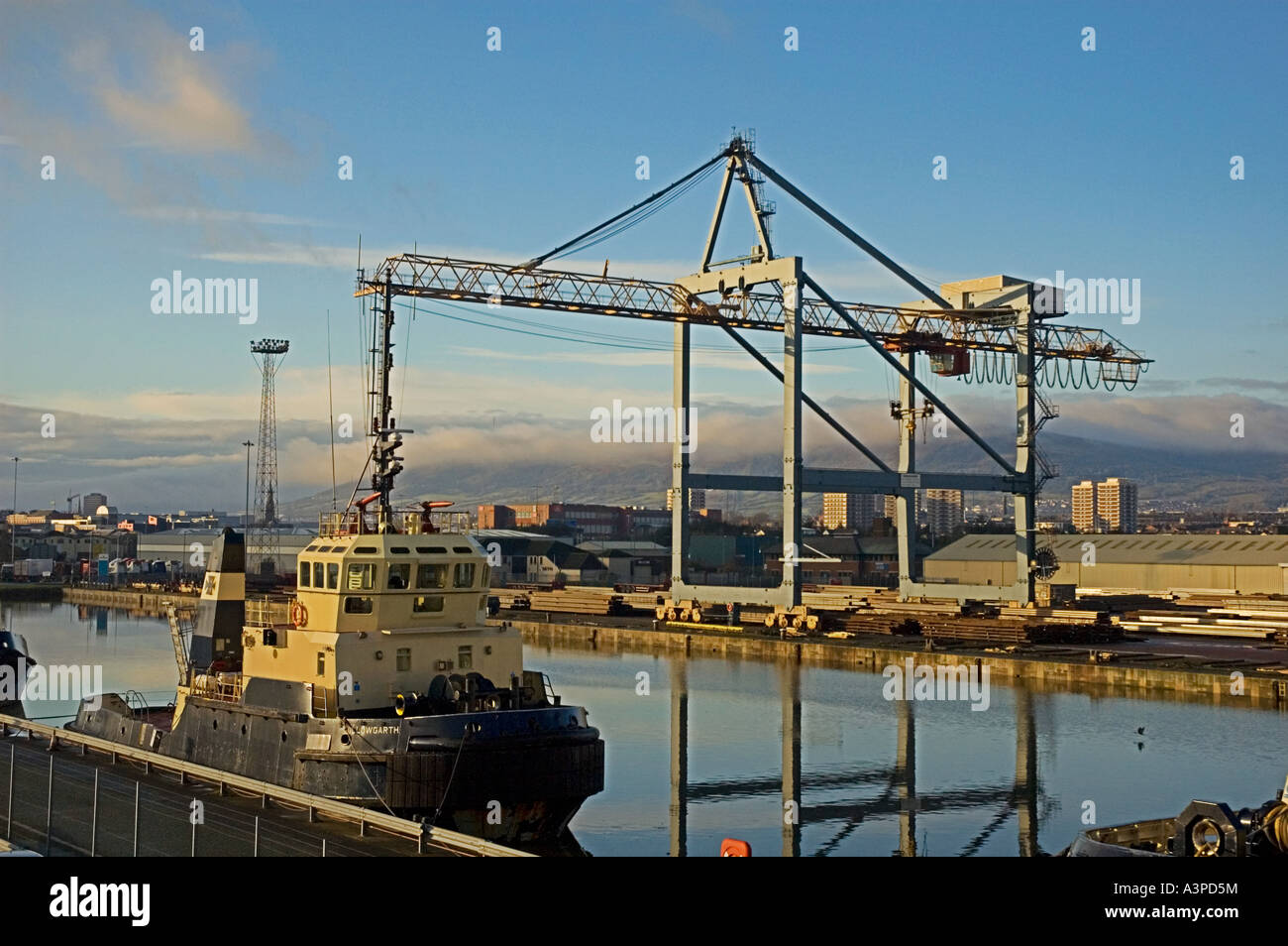 Tug at quay in Belfast Stock Photo Alamy