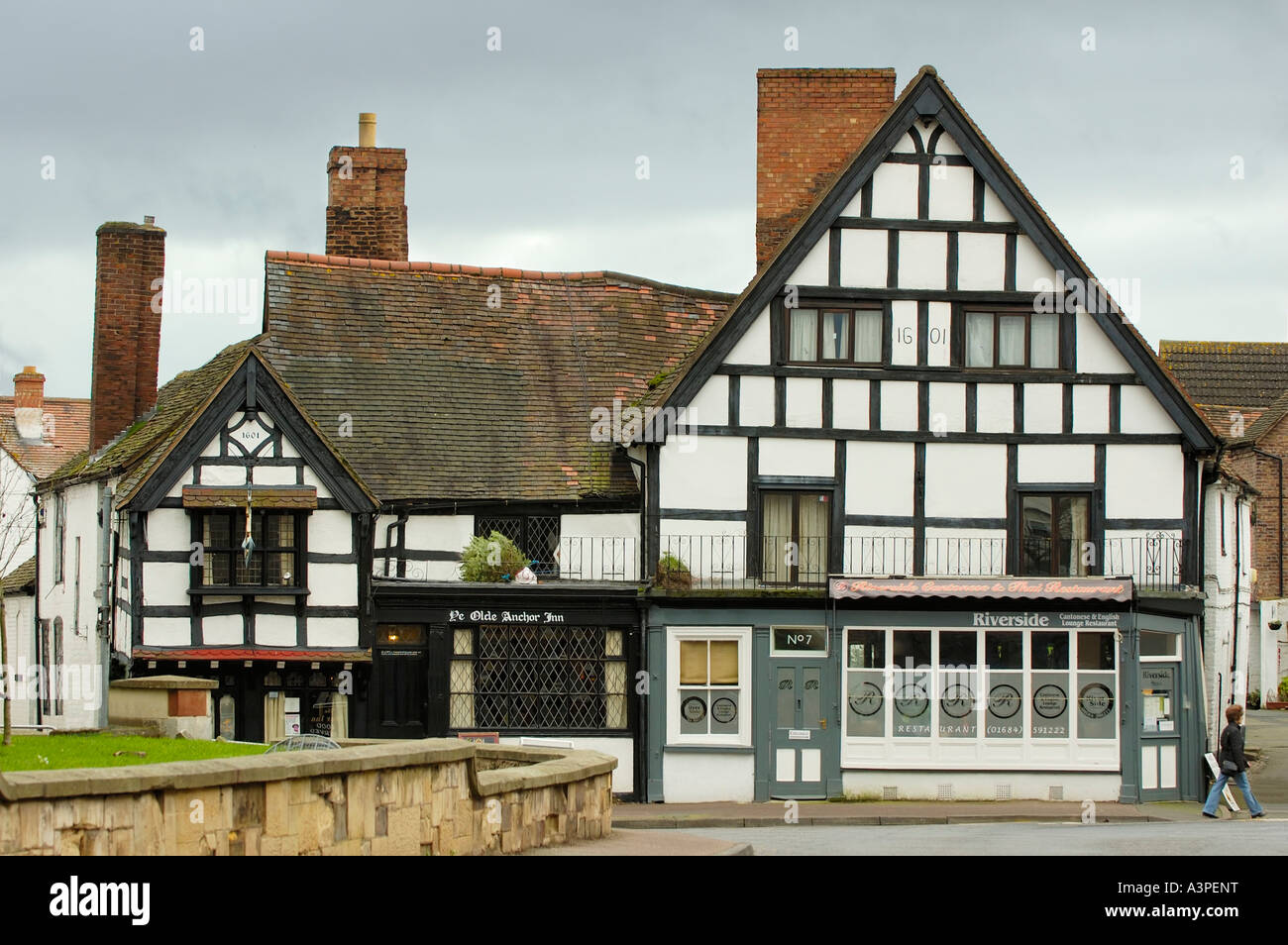 Ye Olde Anchor Inn High Resolution Stock Photography And Images Alamy