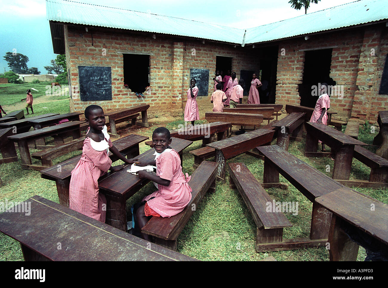 Outside classroom teaching Africa Uganda Stock Photo - Alamy