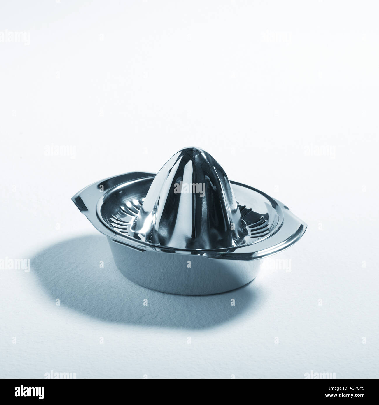 Lemon squeezers hires stock photography and images Alamy