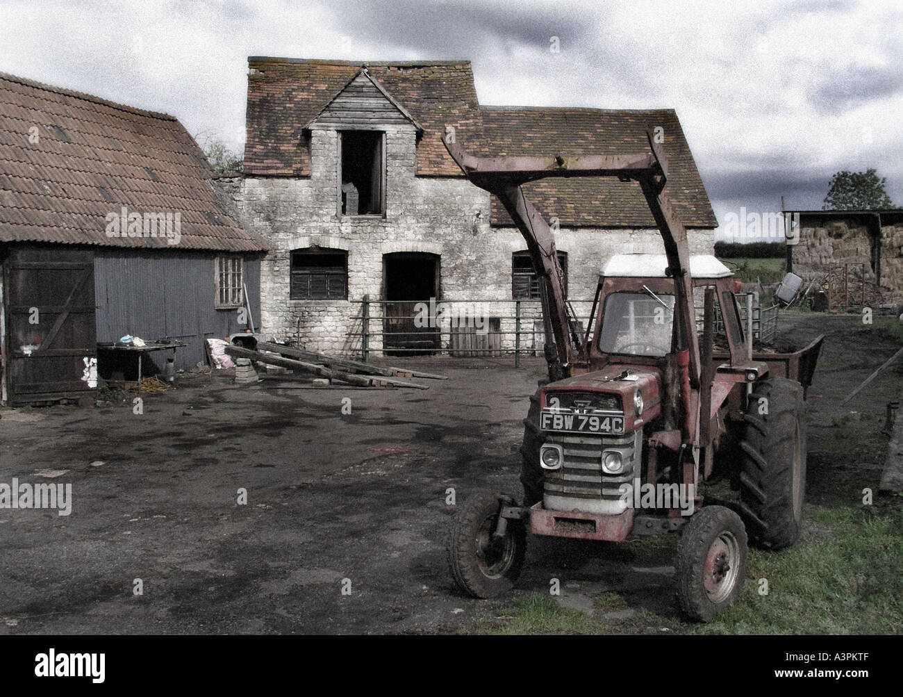 English Farm Yard Cummor Oxfordshire Stock Photo Alamy