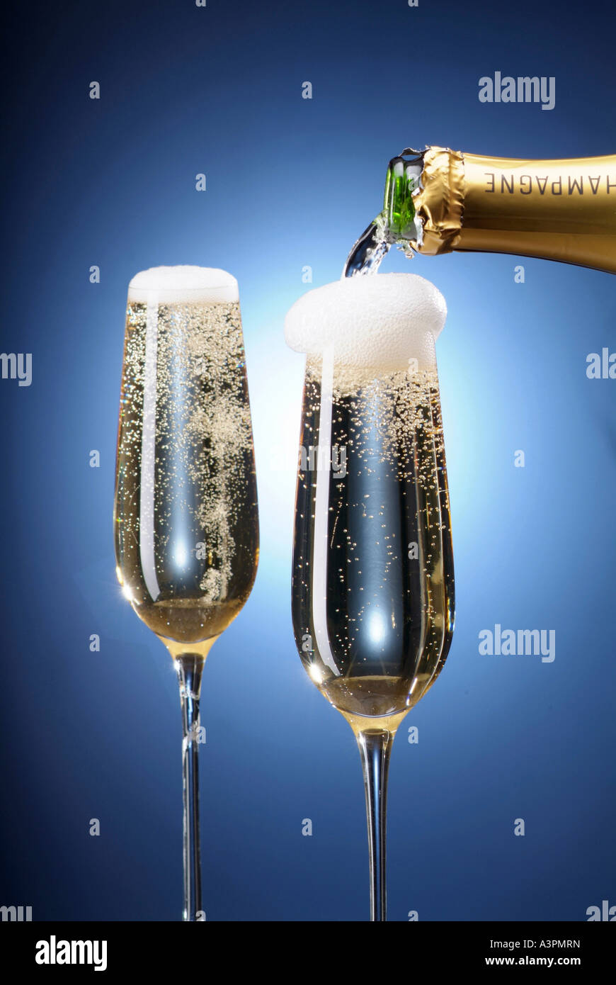 Spilling champagne hi-res stock photography and images - Alamy
