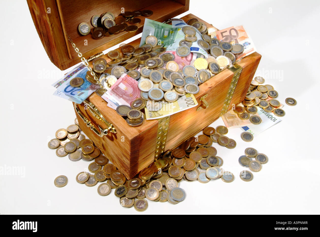 A treasure chest filled with money Stock Photo Alamy