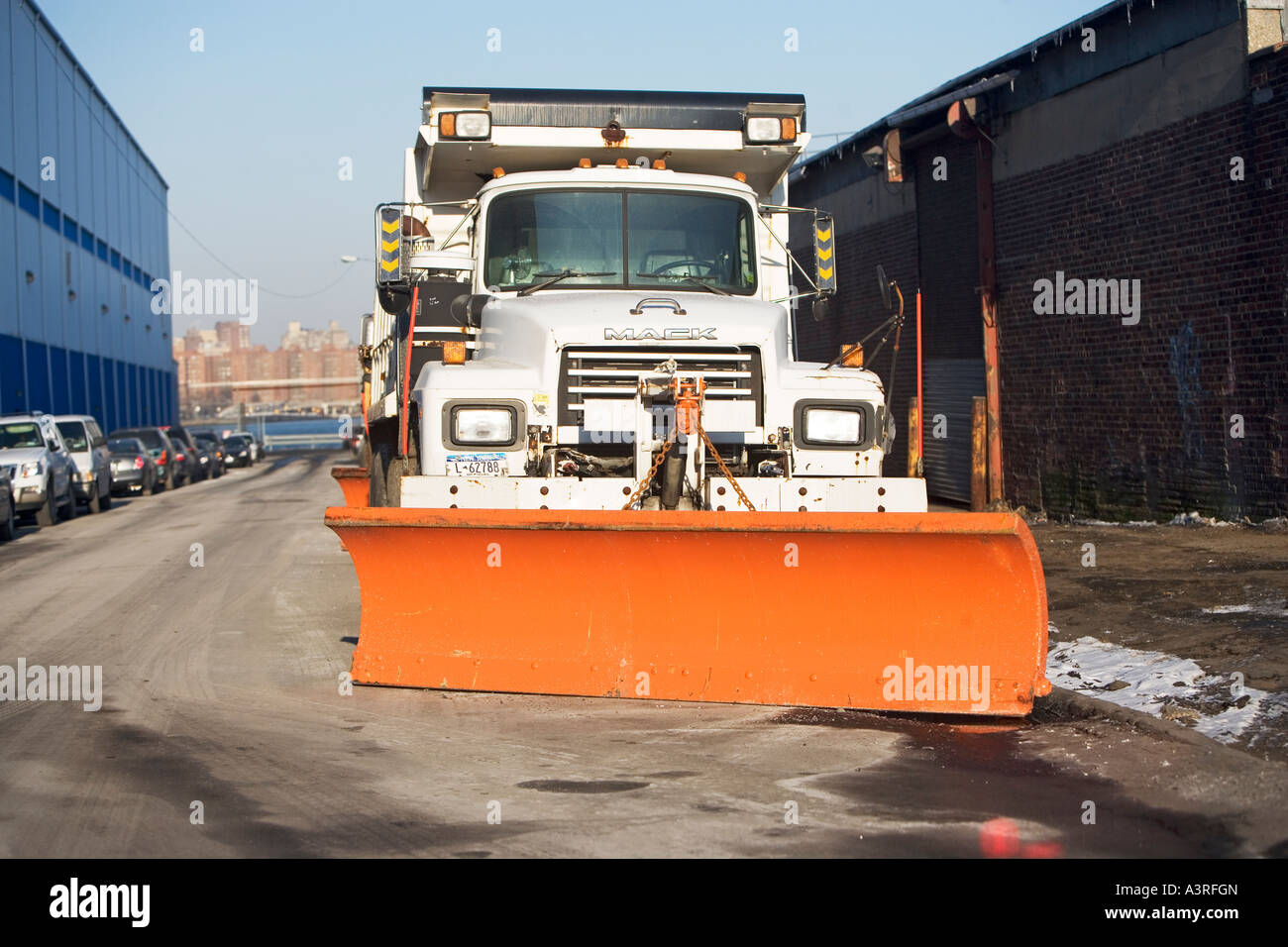 SNOW PLOW, SANITATION DEPARTMENT, PLOW, EMERGENCY, STORM, WARNING Stock