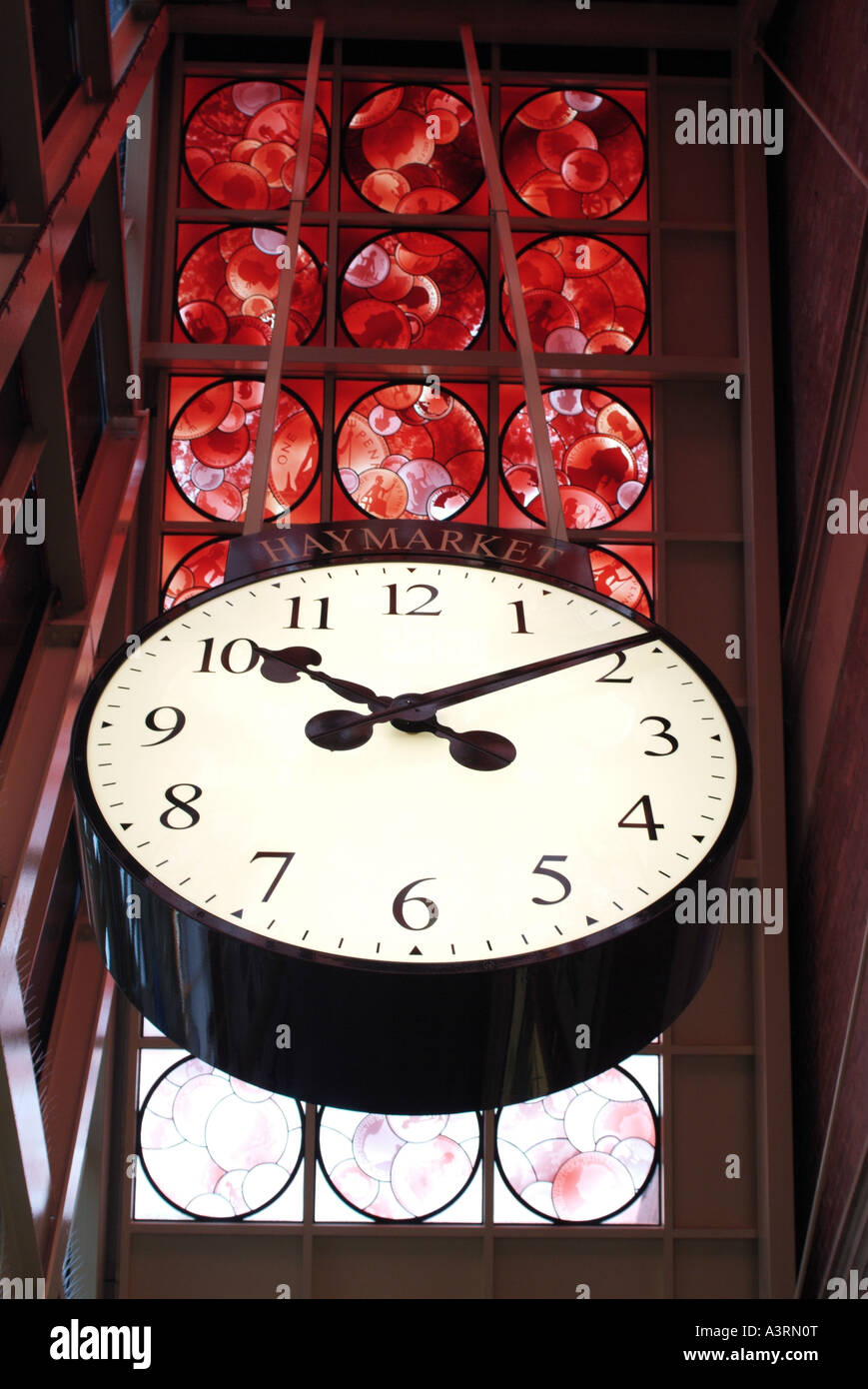10 ten past ten clock hires stock photography and images Alamy