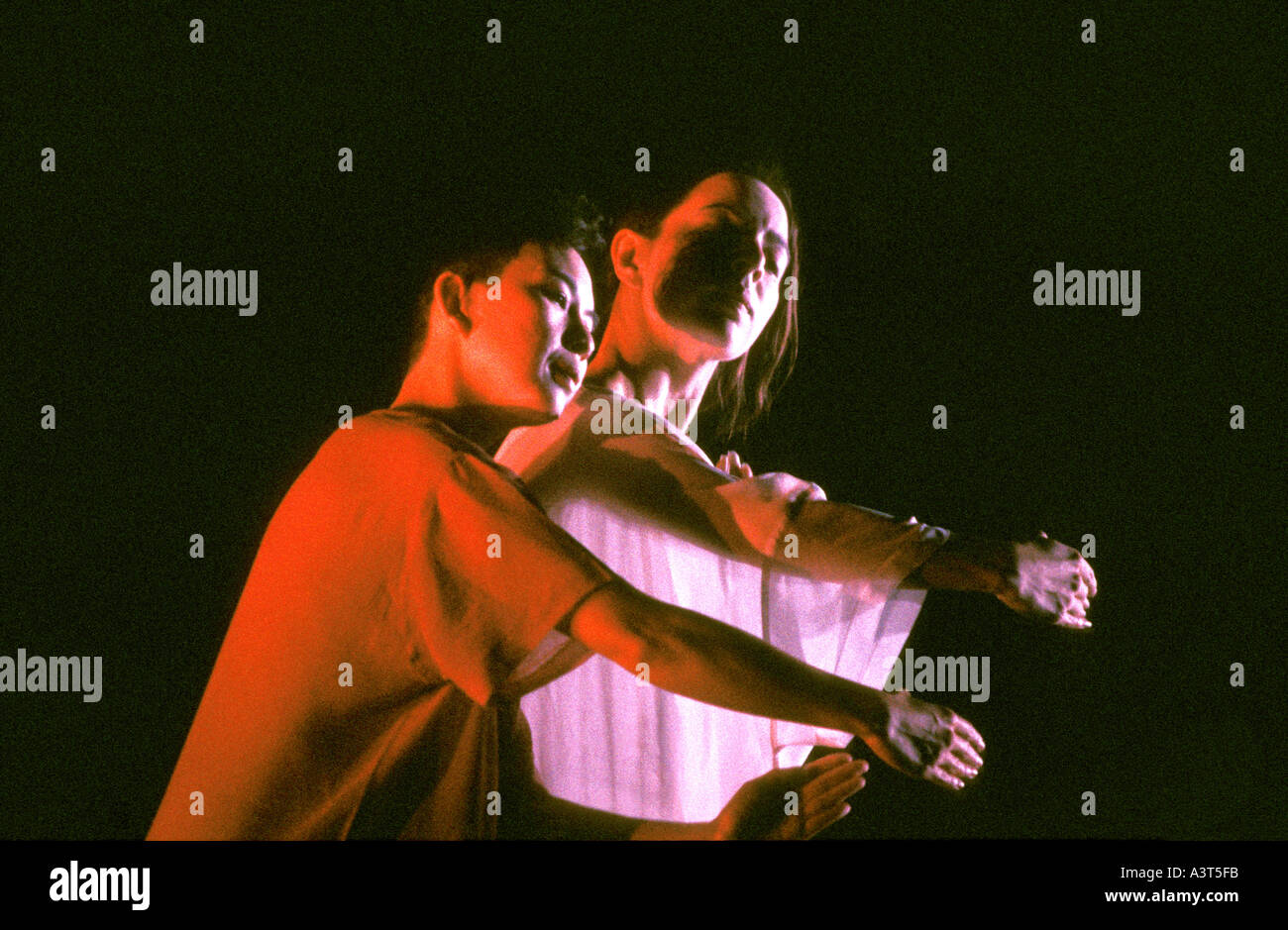 Muna Tseng performing Spirit Ruins with Carolyn Choa at the Purcell Room London 1992 Stock Photo