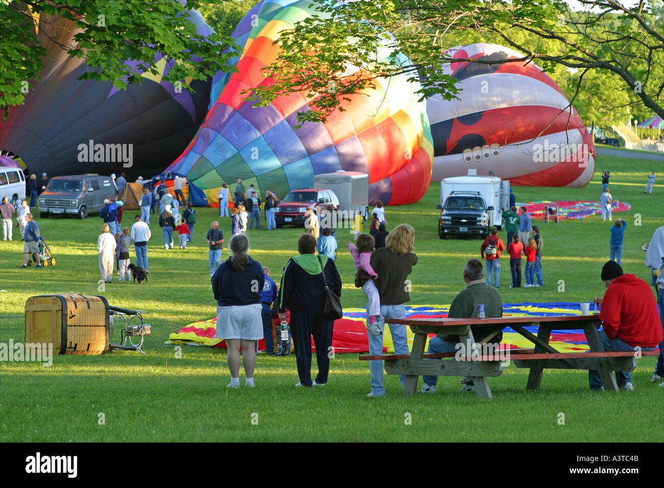 hot air balloon festival Stock Photo Alamy