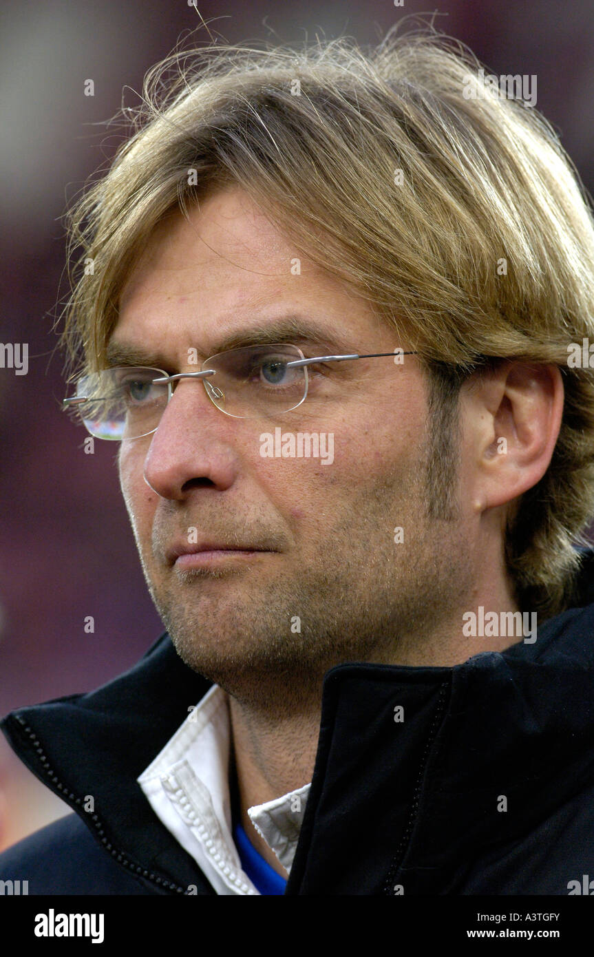 Juergen klopp glasses hi-res stock photography and images - Alamy