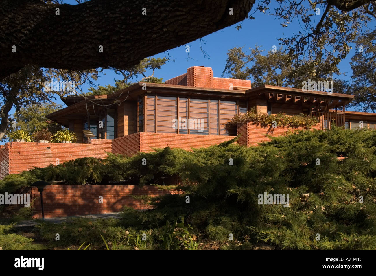 California Palo Alto Stanford University Hanna House designed by