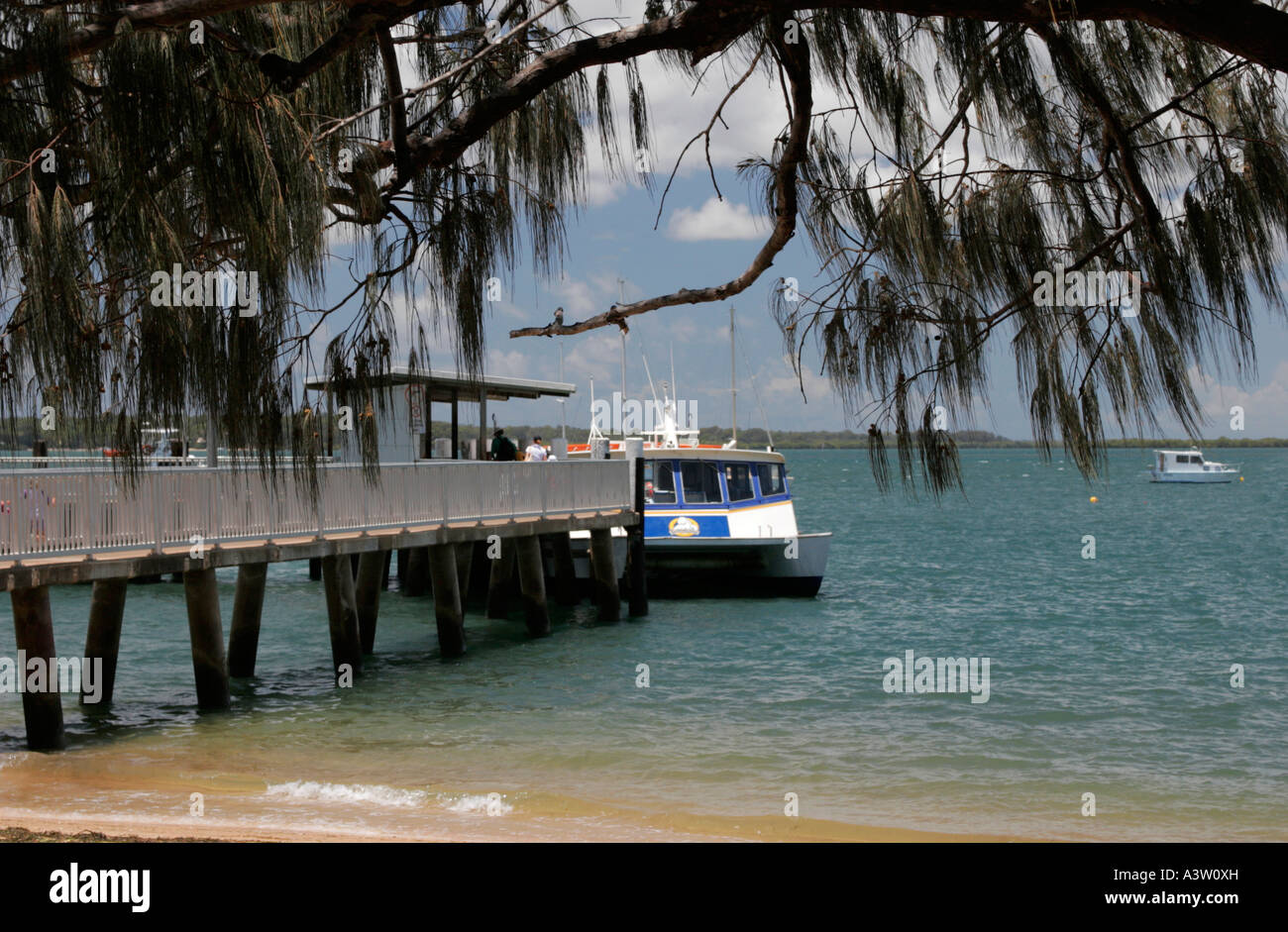 Coochiemudlo island ferry jetty hires stock photography and images Alamy