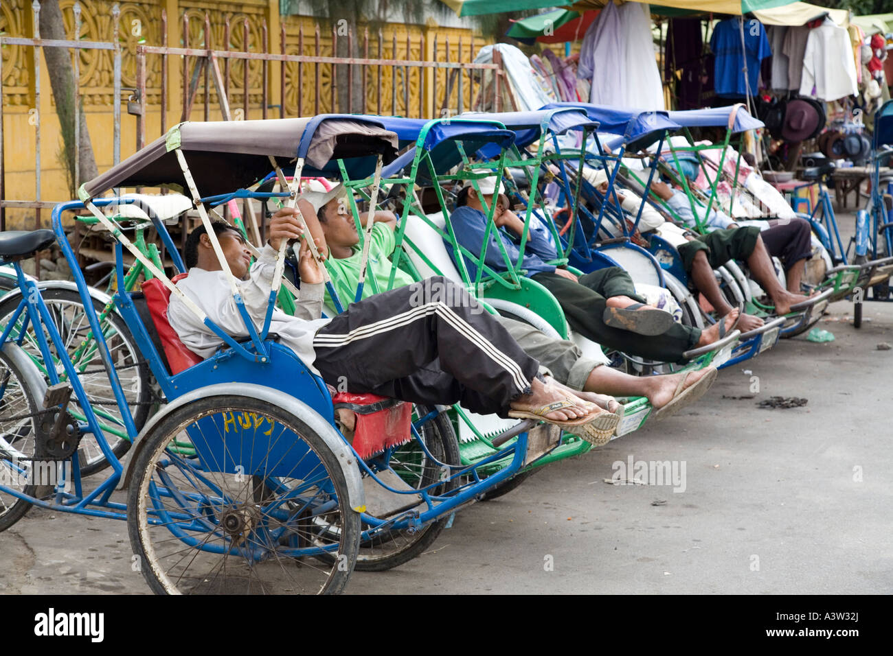 Sleepng Cyclo Driver, Phnom Penh, Cambodia Stock Photo