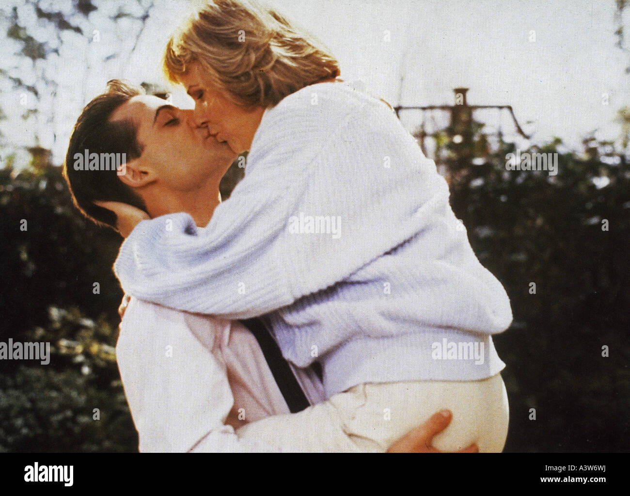 JUST LIKE A WOMAN 1992 Rank film with Julie Walters and Arian Pasdar Stock Photo