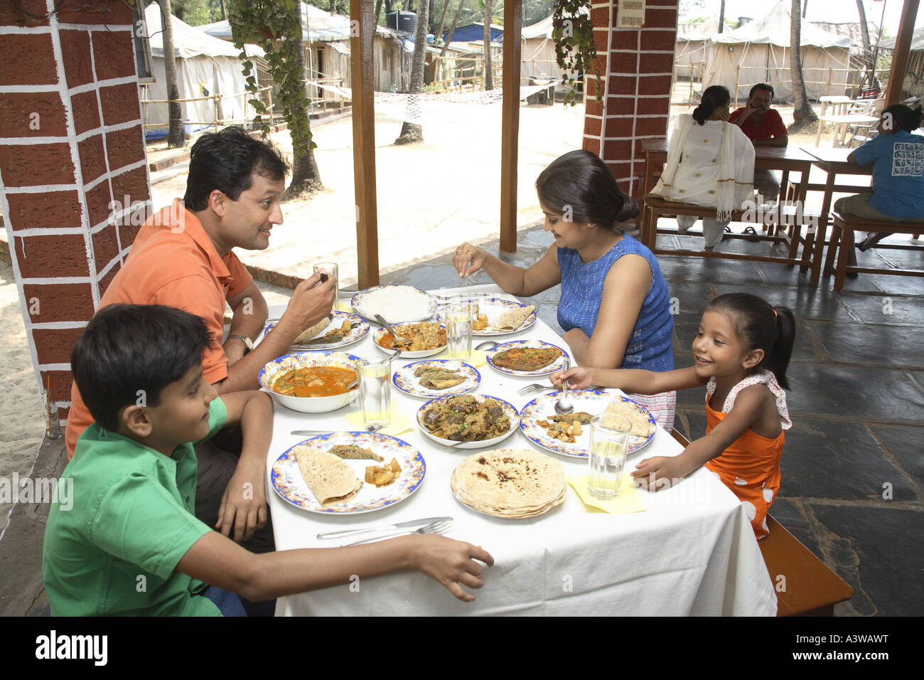 Indian family picnic table hi-res stock photography and images - Alamy