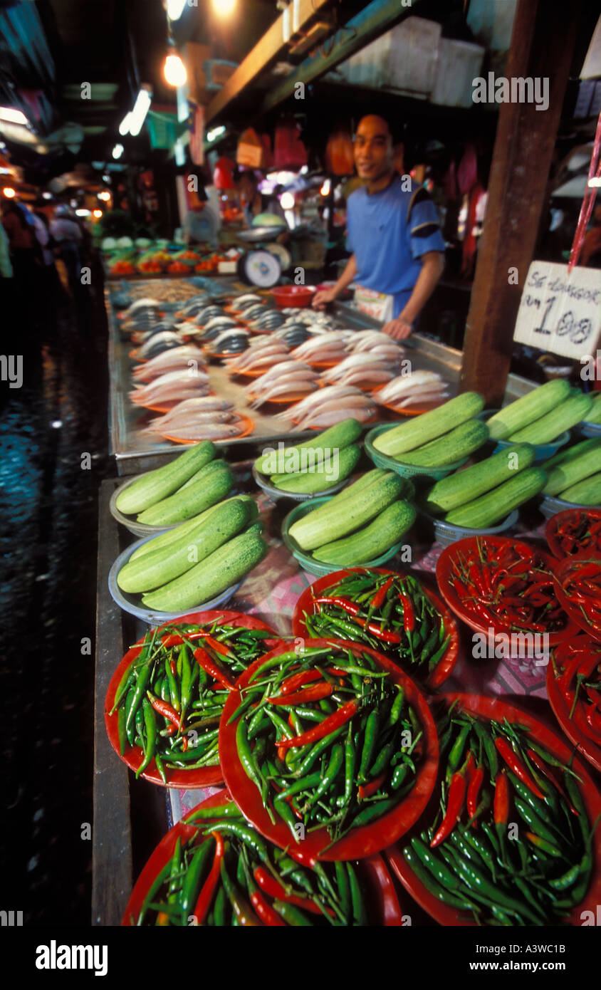 Chillies Cucumber Fish Chow Kit Market Kuala Lumpur Malaysia Stock Photo