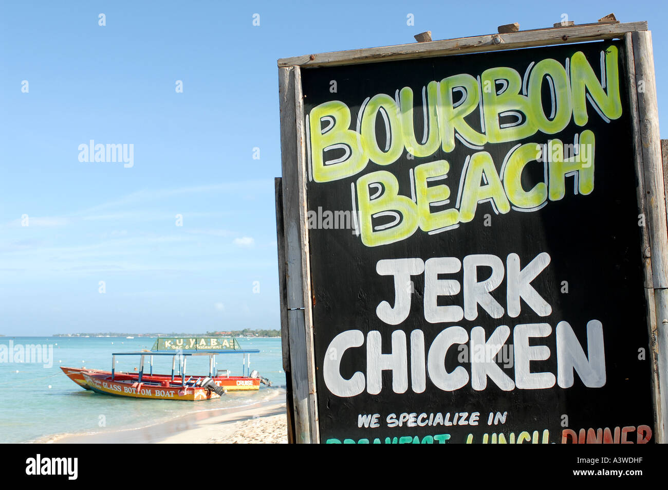 Jerking At The Beach Beach jamaica jerk chicken hi-res stock photography and images - Alamy