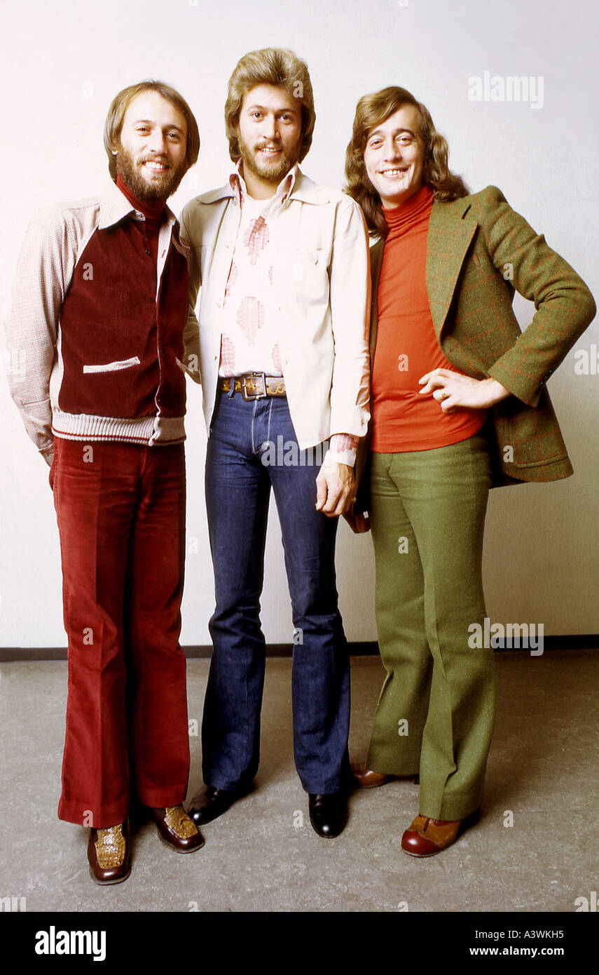 BEE GEES Pop group with from left brothers Maurice Barry and Robin Gibb  about 1970 Stock Photo - Alamy