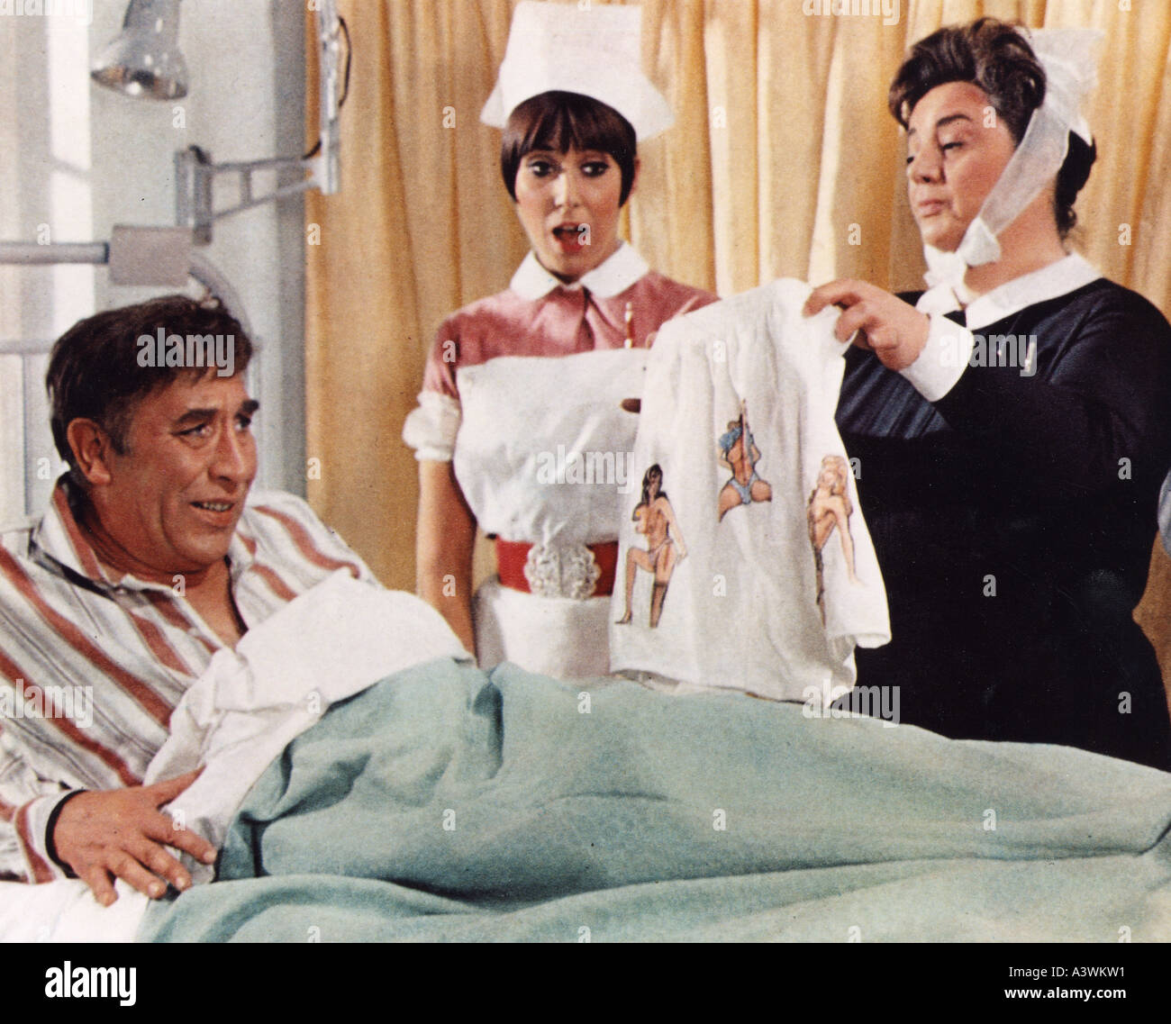 CARRY ON DOCTOR 1968 Rank comedy film. From left Frankie Howerd Stock Photo 6209488 Alamy