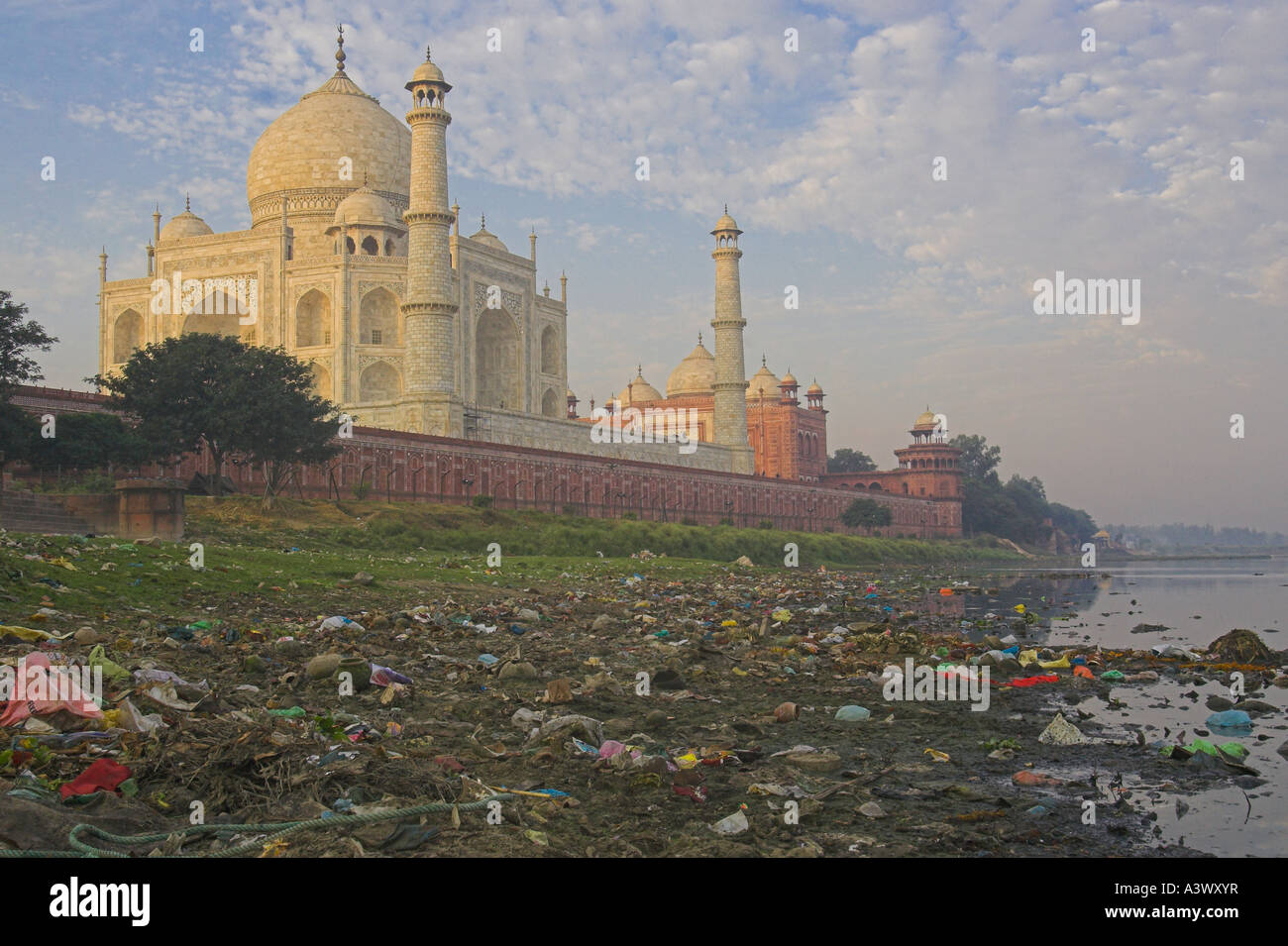 The rubbish on the river bank in behind the Taj mahal . - India Stock Photo