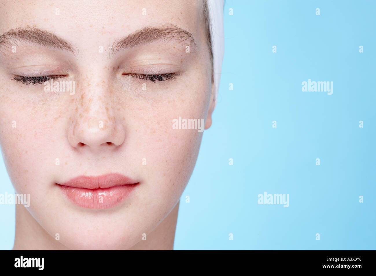 Beauty woman face blue eyes close up hi-res stock photography and ...