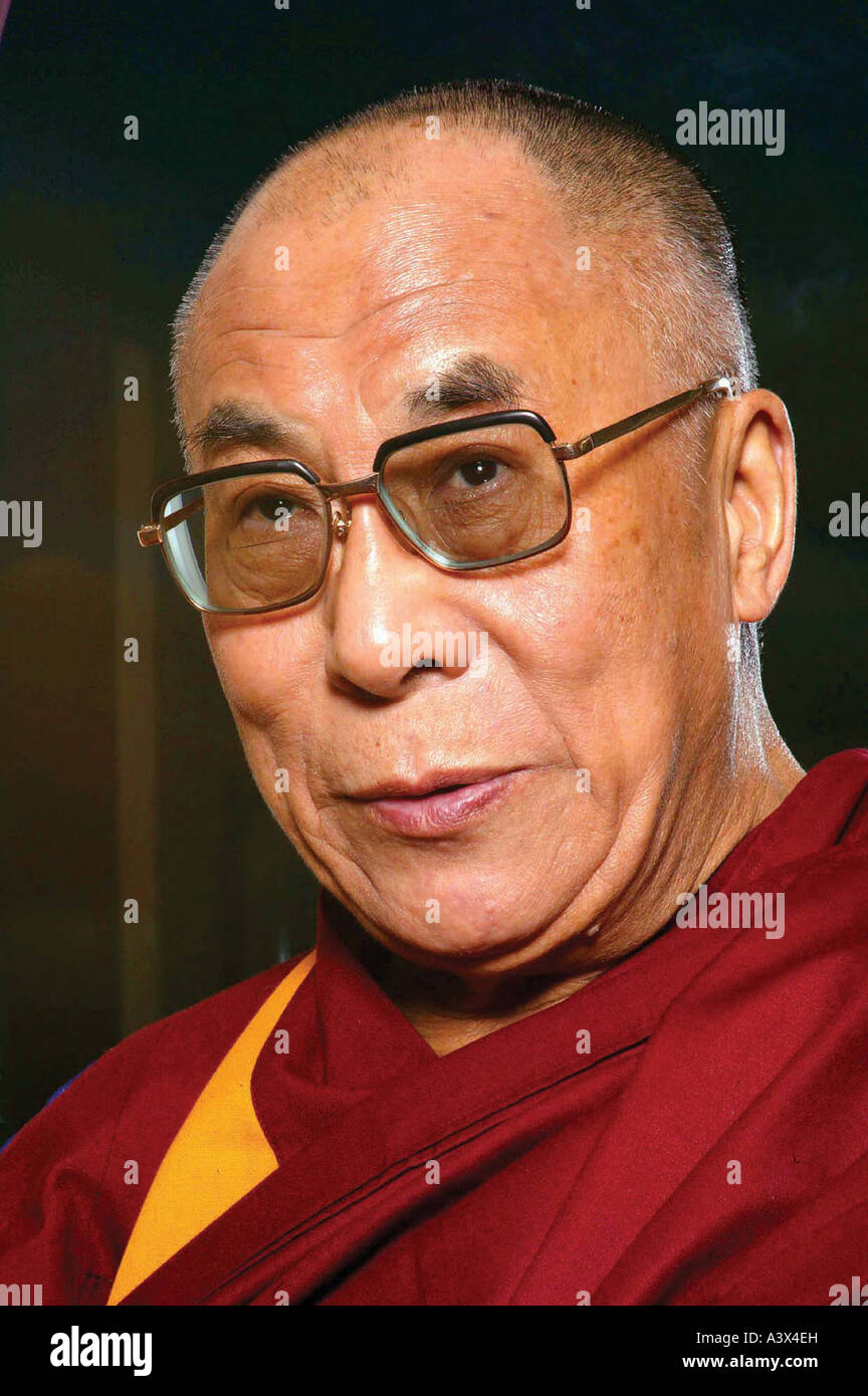 His Holiness the 14th Dali Lama of Tibet during a walkabout on his last visit to Edinburgh Stock Photo
