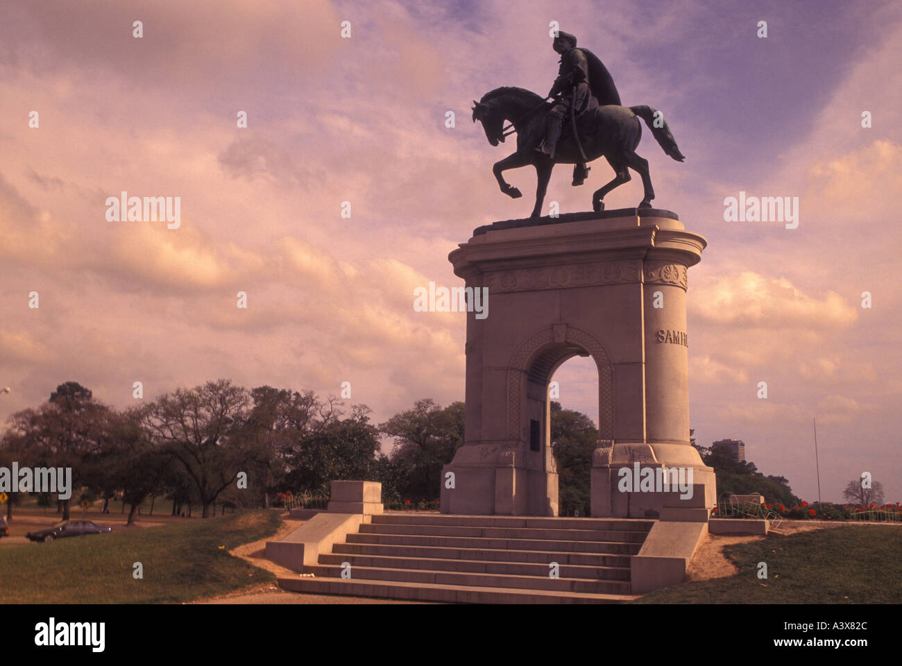 Sam houston statue hires stock photography and images Alamy