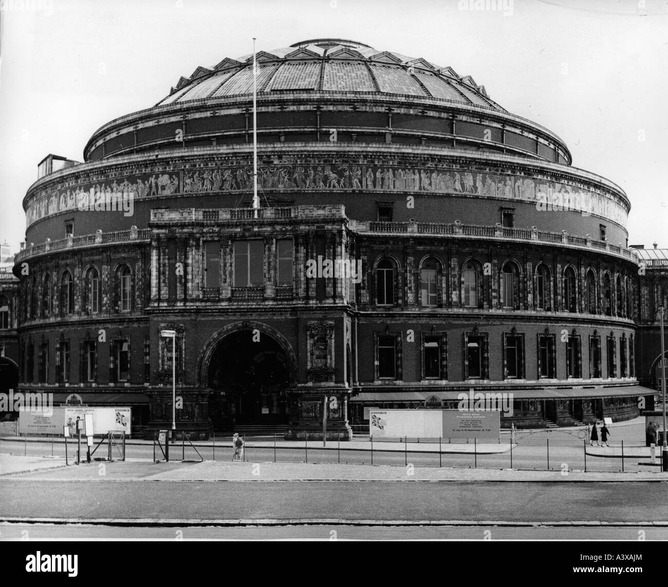 1950s Uk Buildings High Resolution Stock Photography and Images Alamy