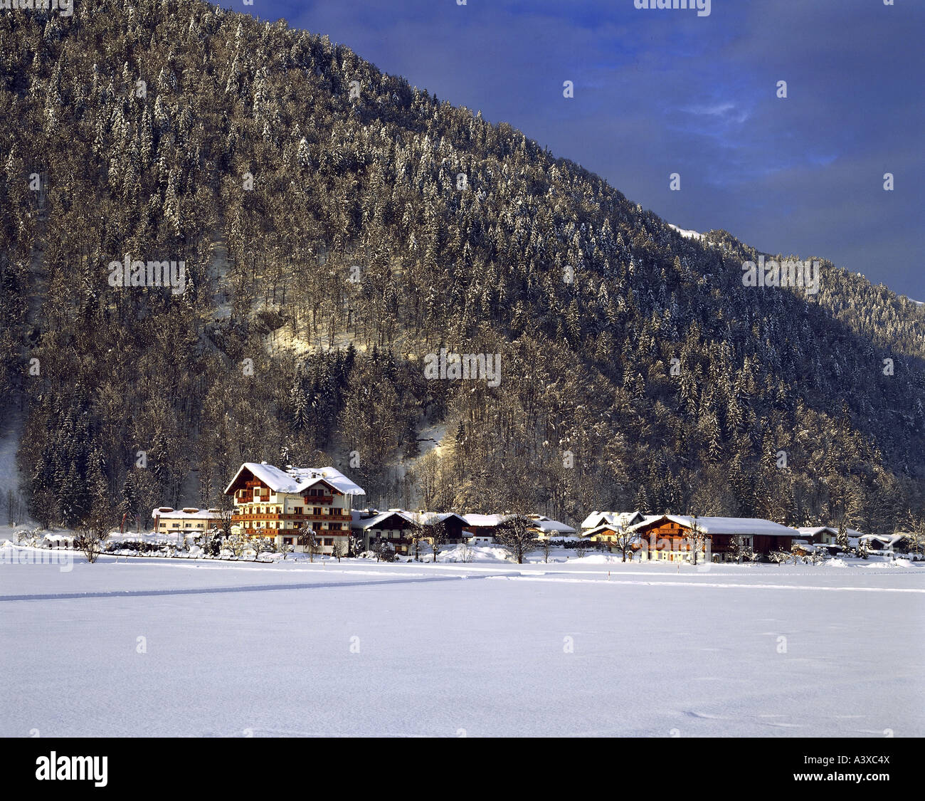 geography / travel, Austria, Tyrol, Kirchdorf in Tirol, city views / city scapes, village, houses, winter, Wilder Kaiser, Kaiser Stock Photo