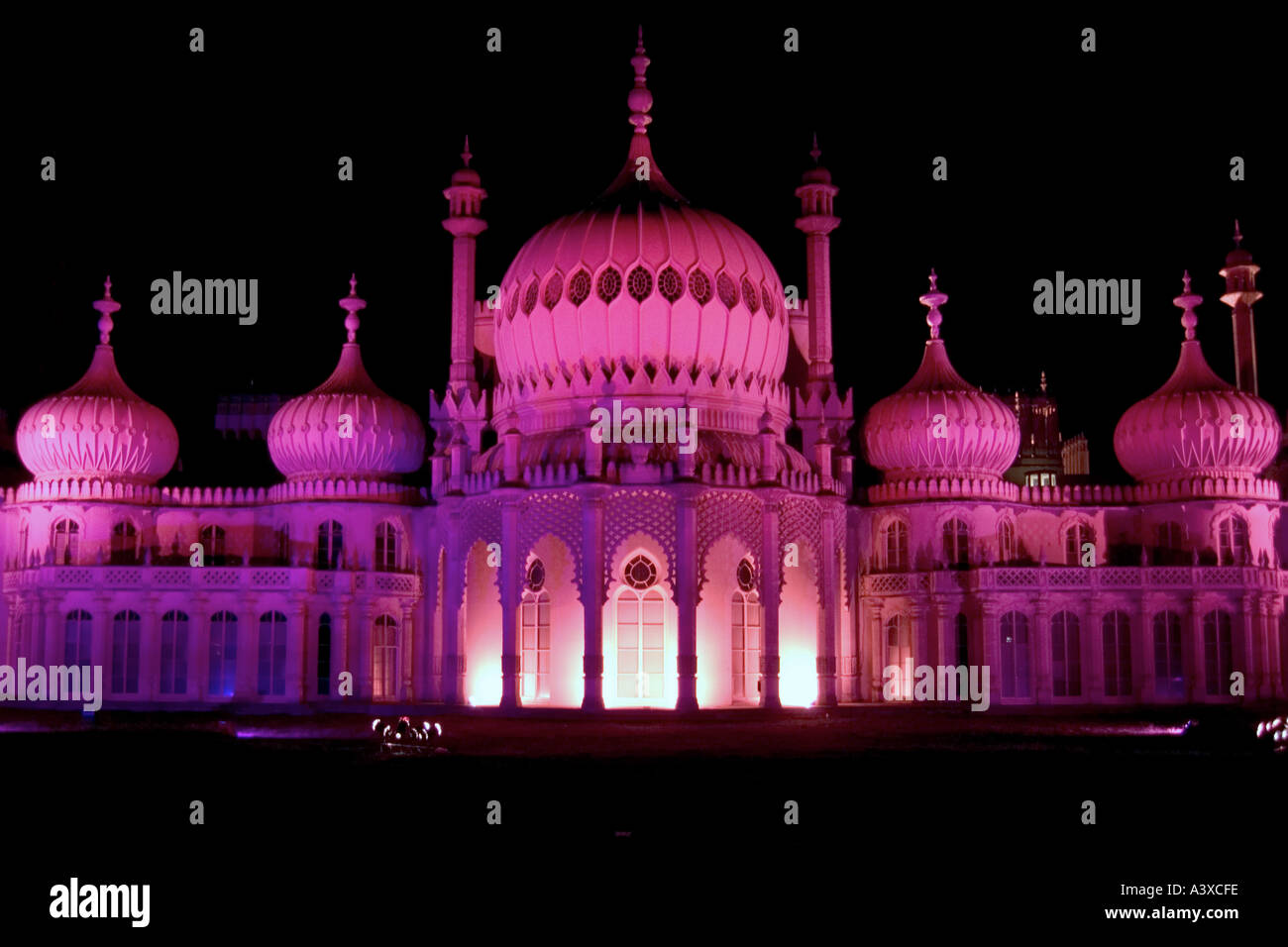 Royal Pavilion Brighton floodlit in pink for Gay Pride week Stock Photo