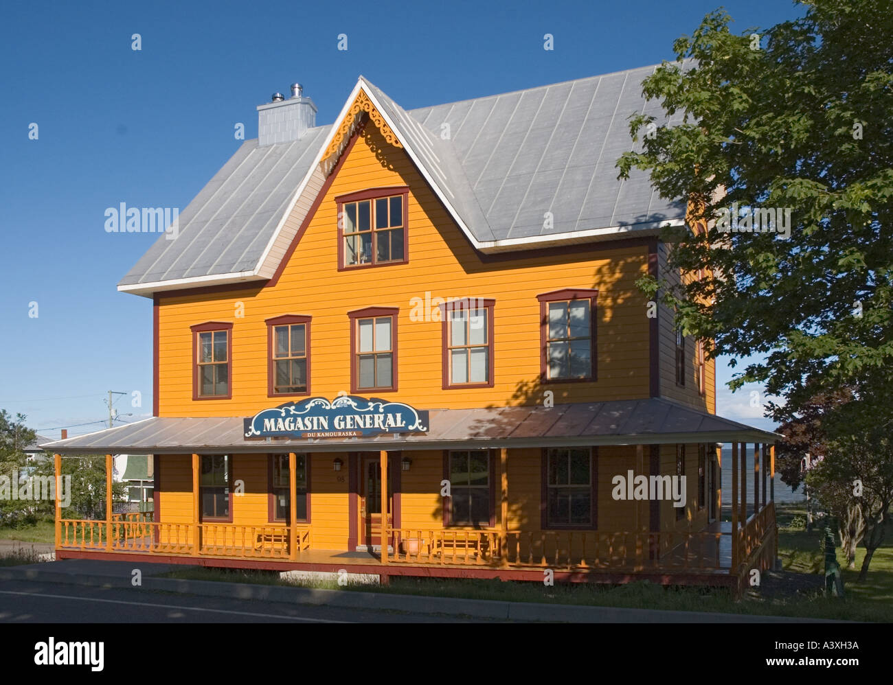 Magasin general hires stock photography and images Alamy