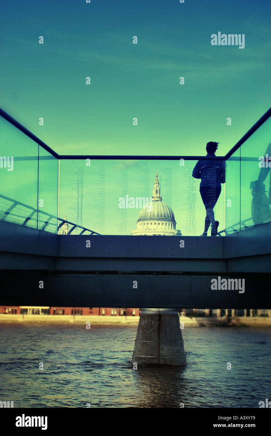 The bridge hi-res stock photography and images - Alamy
