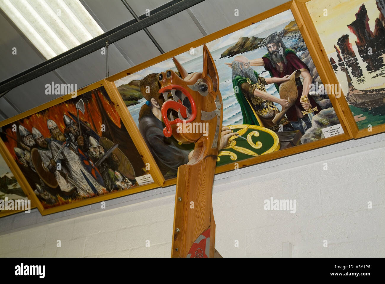 dh Up Helly Aa Galley shed LERWICK SHETLAND Prow and Up Helly A pictures viking museum longship head dragon ship Stock Photo