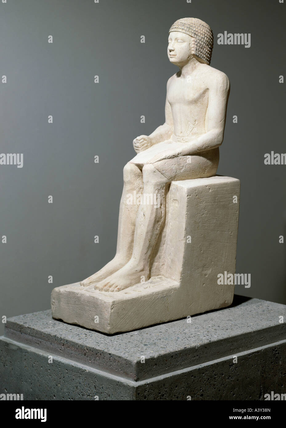 fine arts, ancient world, Egypt, Old Kingdom, sculpture, sitting figure of Sebehnef, limestone, Giza, 2323 - 2150 BC, state coll Stock Photo