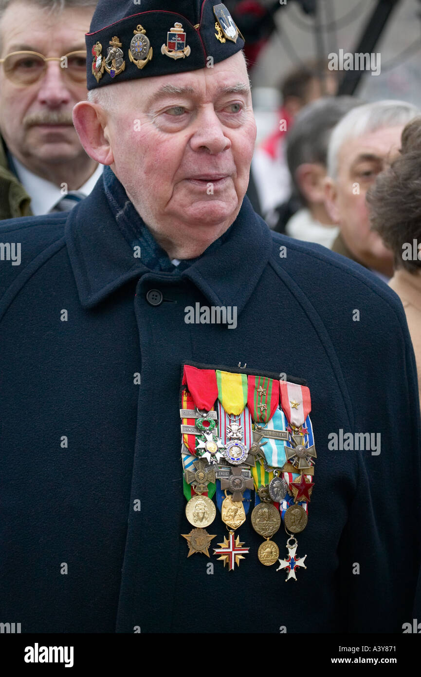 A decorated veteran of France s North African wars waits during an official commemorative ceremony in Paris December 19th 2003 Stock Photo