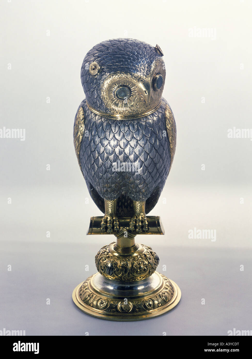 fine arts, vessel, drinking vessel, owl goblet with removable head, Nuremberg, second half 16th century, silver, Historic Museum Stock Photo