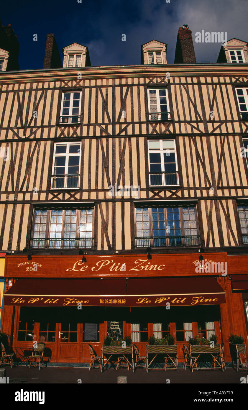 Cafe in the the historic city of Rouen Stock Photo - Alamy