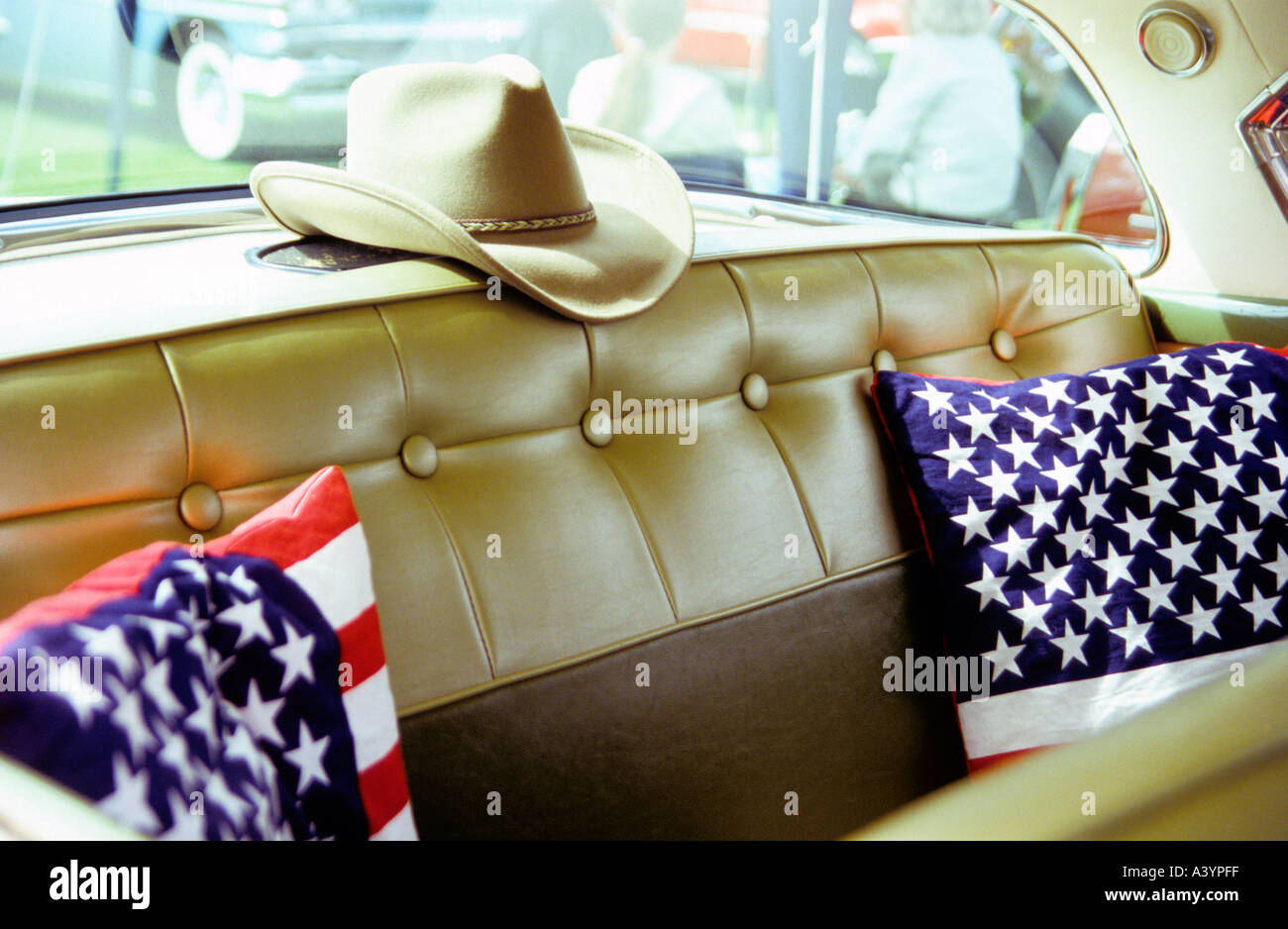 Parcel shelf of car hires stock photography and images Alamy