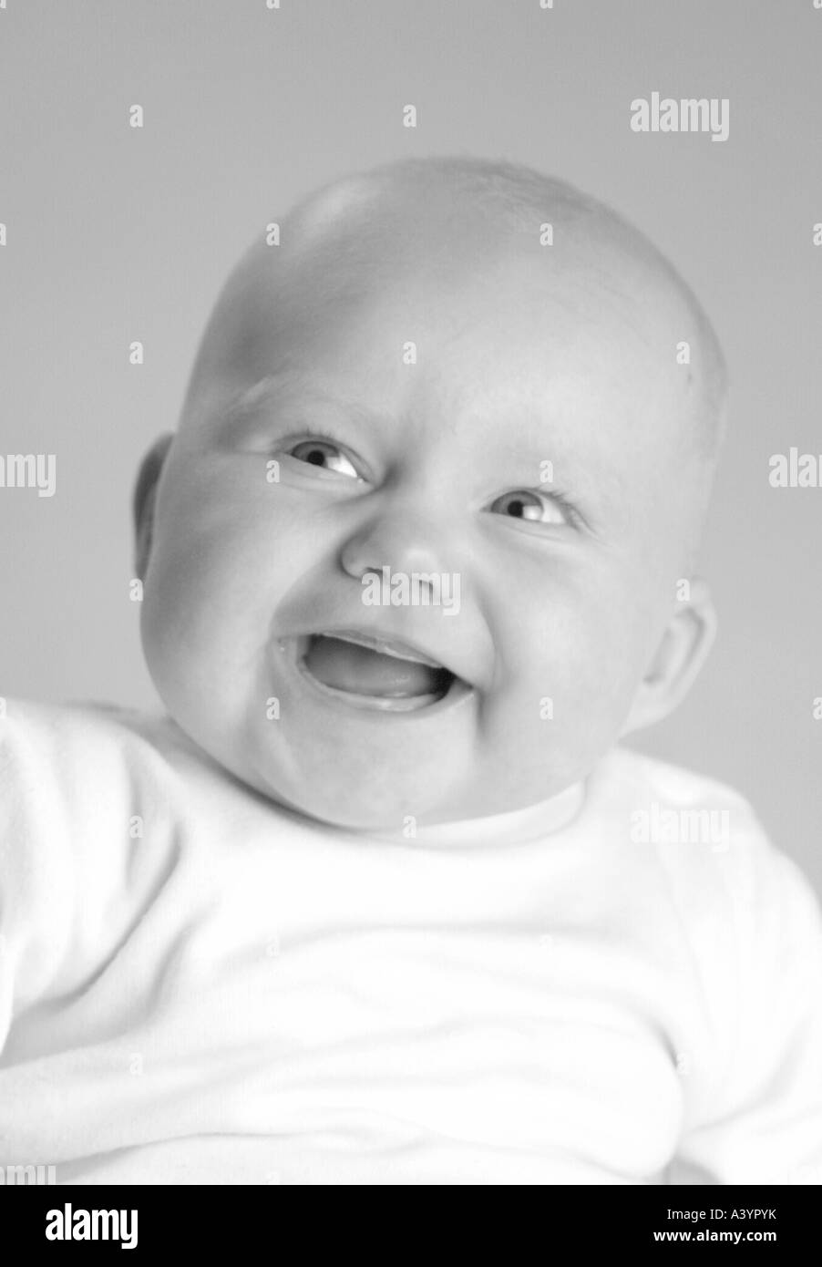 people, human beings, humans (Homo sapiens sapiens), laughing baby Stock Photo