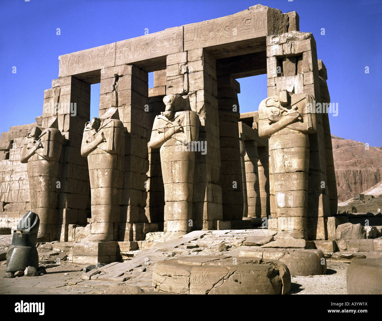 Travel /geography, Egypt, Thebes, Buildings, Ramesseum, Temple Of ...