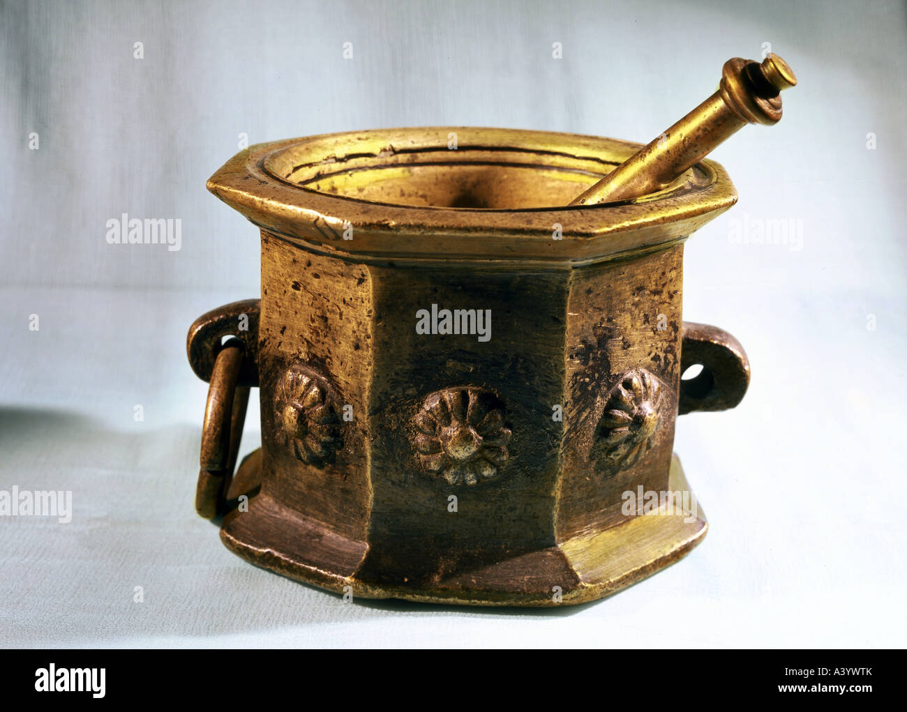 household, household appliances, mortar and pestle, bronze, Arabian, 13th century, middle ages, kitchen, pharmacy, historic, historical, appliance, medieval, Stock Photo