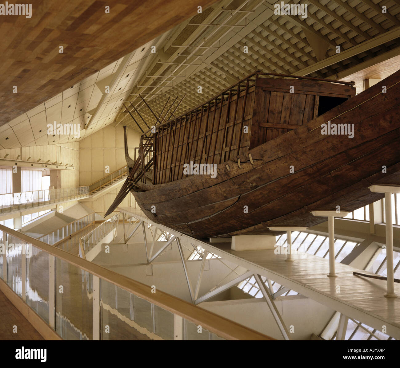 travel /geography, traffic / transport, navigation, ancient world, Egypt, royal barque of pharaoh Khufu for transferring his corpse to his last home, circa 2575 - 2465 BC, Solar Boat museum, Gizah, Giza, historic, historical, Africa, Old Kingdom, 4th dynasty, 26th / 25th century BC, barques, boats, ship, ships, ritual, burial, ancient world, Stock Photo