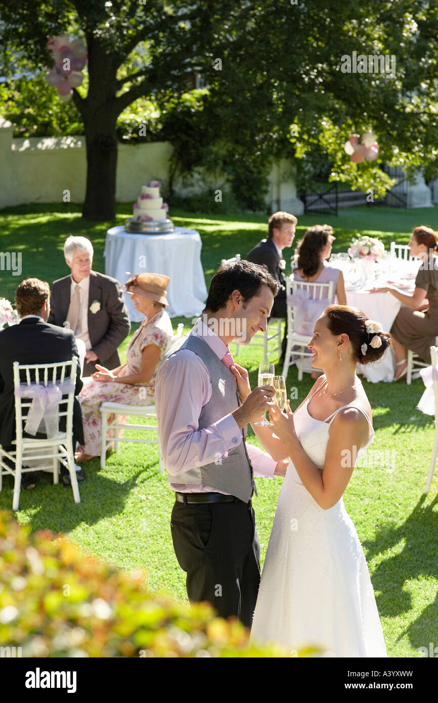 Guests at wedding and dance hi-res stock photography and images - Alamy