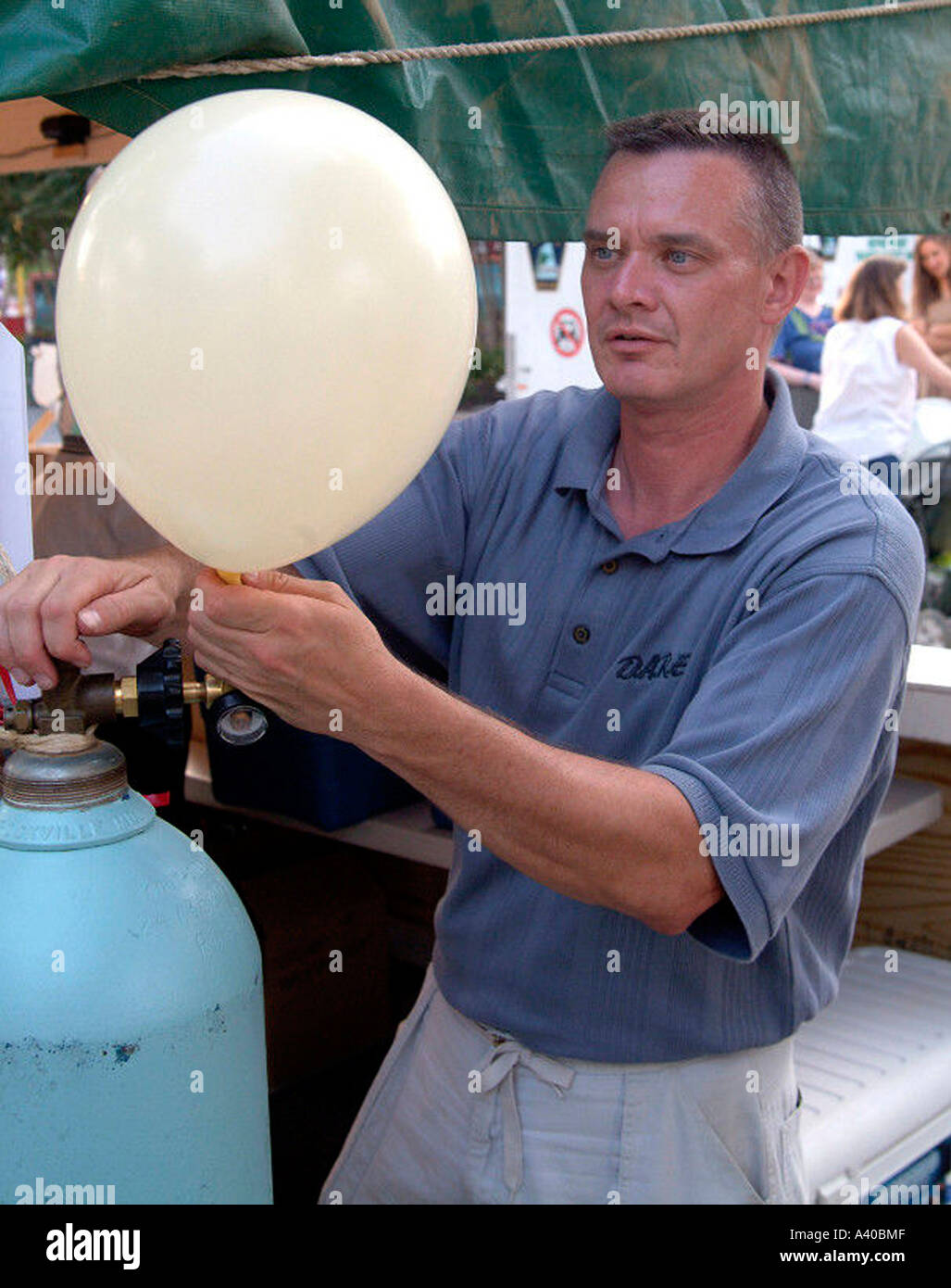Blowing up balloon helium hi-res stock photography and images - Alamy Blowing up balloon helium hi-res stock photography and images - Alamy