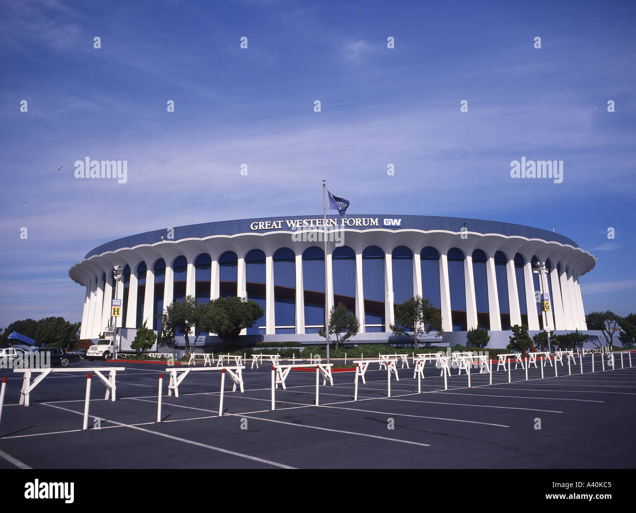 The forum los angeles exterior hires stock photography and images Alamy