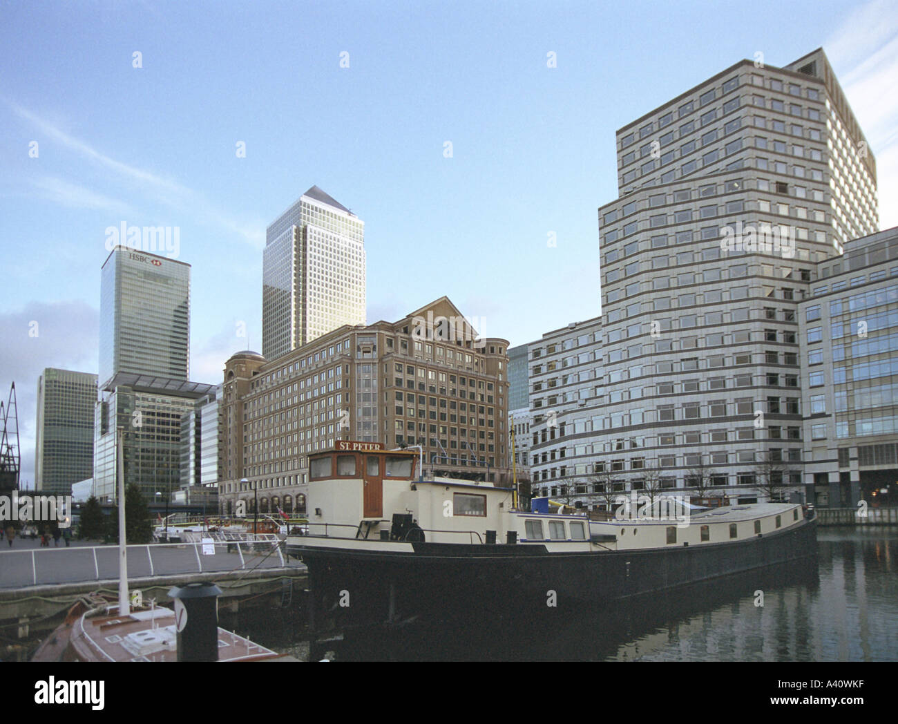 Canary wharf 2006 hi-res stock photography and images - Alamy