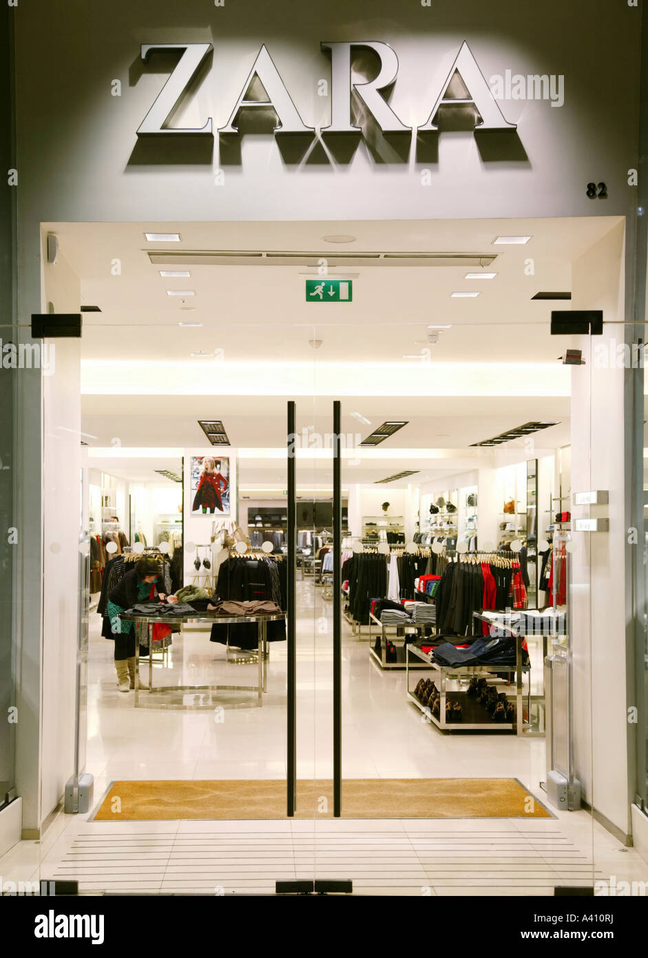 Zara store in Victoria London Stock 