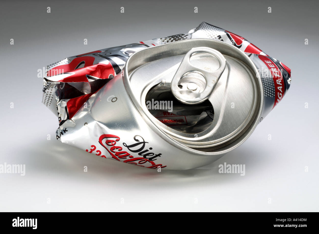 crushed can 2 Stock Photo Alamy