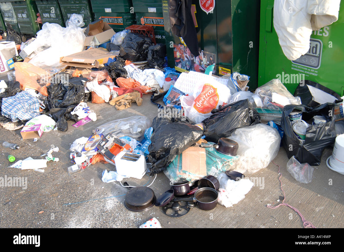 Rubbish build up at recycle centre Stock Photo Alamy