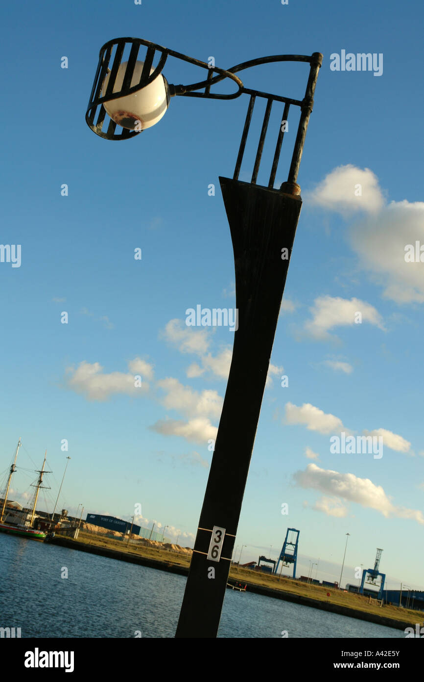 Ornamental light fitting hires stock photography and images Alamy