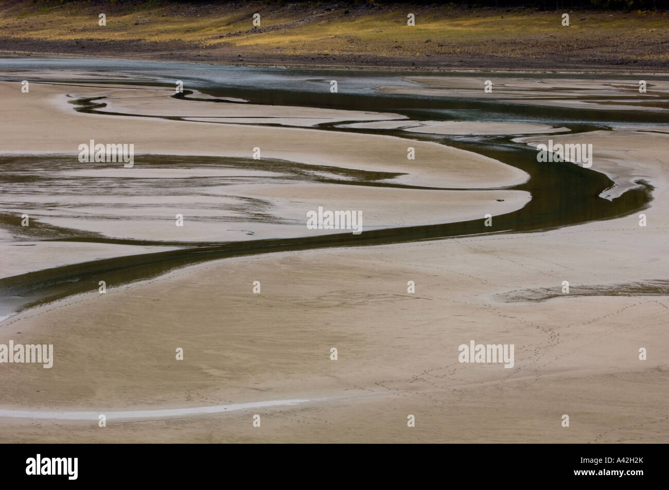 Patterns in Medicine Lake during low-water period, Jasper National Park, Alberta, Canada Stock Photo