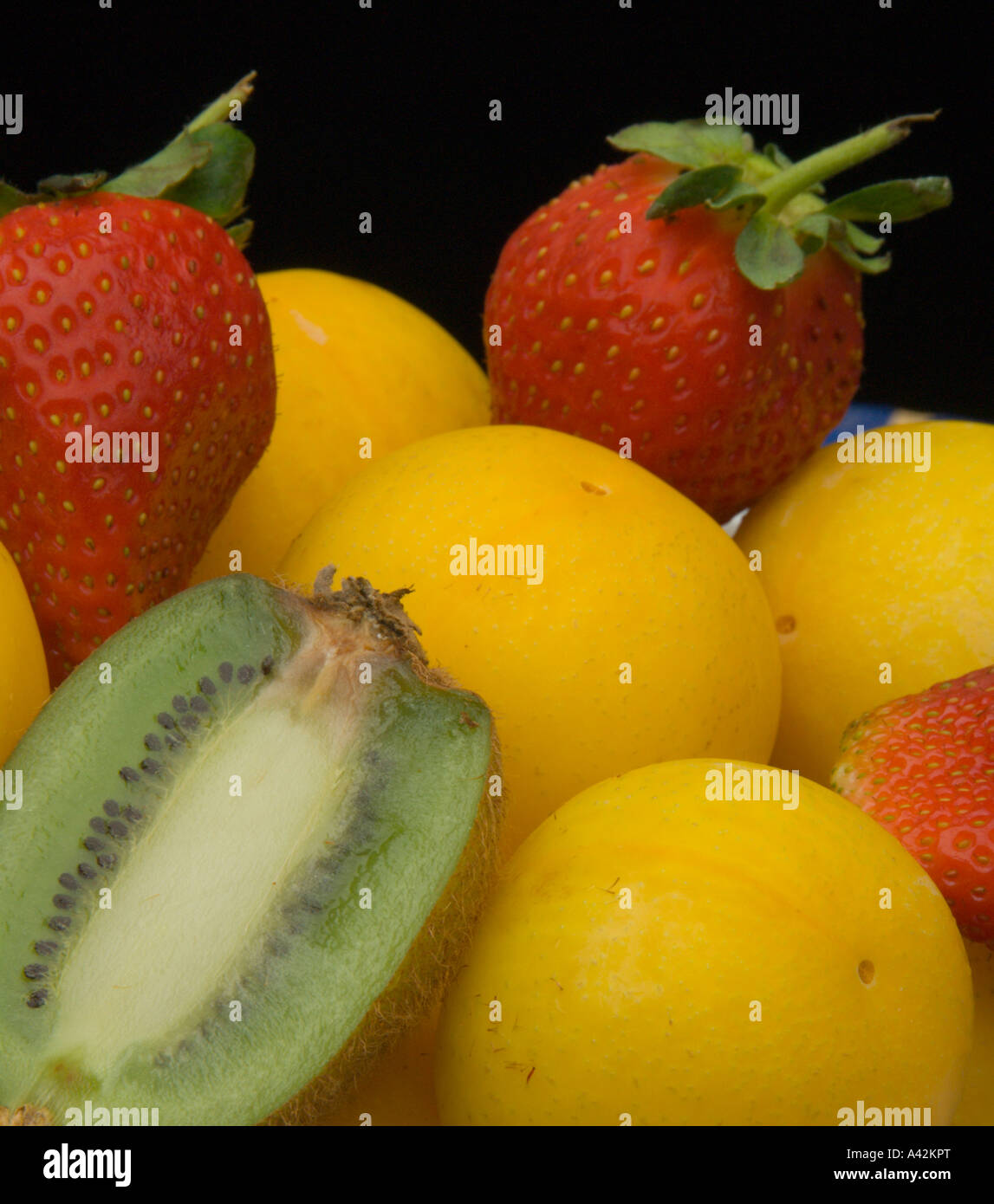Plums kiwi hires stock photography and images Alamy